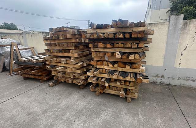 建筑木方实物图